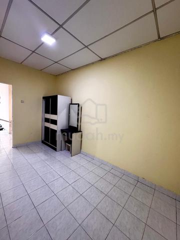 Taman Pendamar Indah 2 Flat 5
