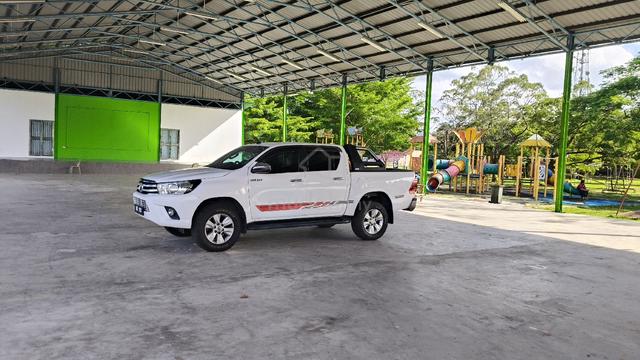 2019 Toyota HILUX 2.4 STD FACELIFT (M) - 4