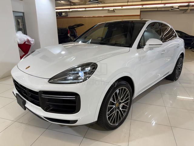 2022 Porsche Cayenne Coupe 4.0L V8 Turbo - 1