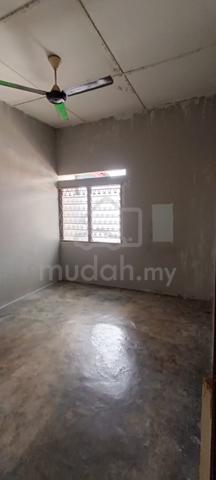 Taman Badri Shah SINGLE STOREY TERRACE HOUSE FOR SALE 5
