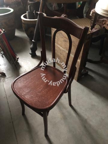 Vintage chair for online sale