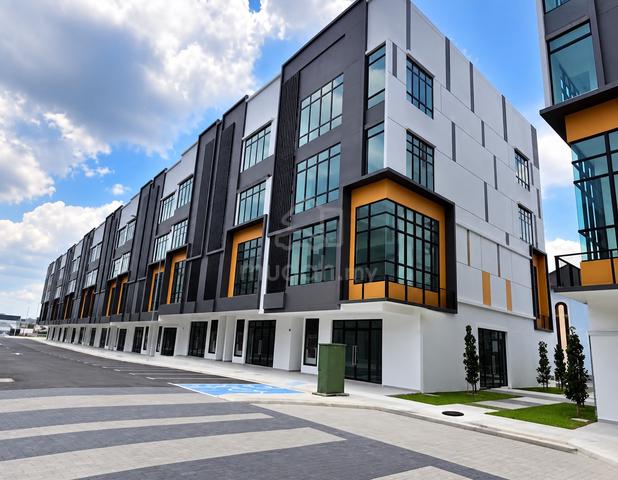 Kempas Utama 3 Storey Shop lot dato onn impian emas 1