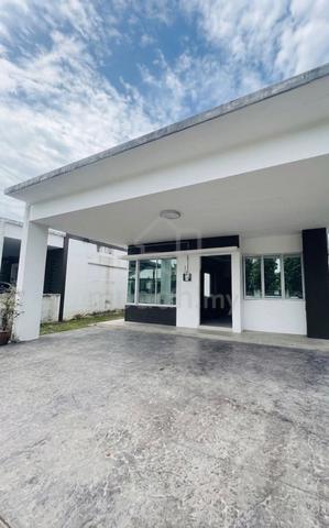 Rumah LUAS + CANTIK di KEPALA BATAS, harga boleh NEGO lagi🔥 1