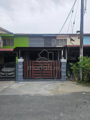 .Unblock View Renovated Double Storey at Tmn Bukit Kempas Johor Bahru 1