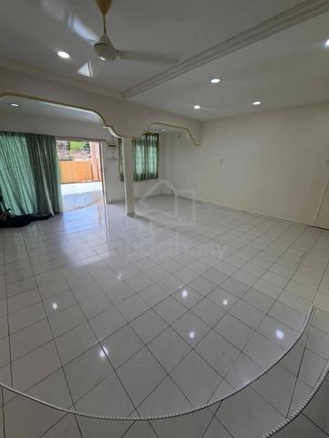 RENOVATED FREEHOLD Terrace Facing Open Land For Sale @ Bukit Beruang 1
