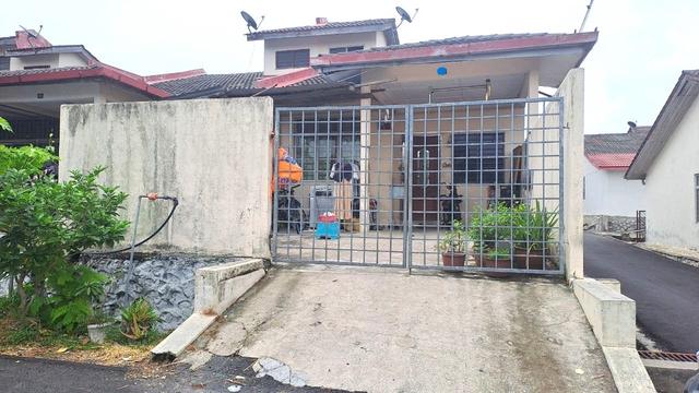 FOR SALE : Single Storey Terrace, Taman Desaria, Nilai. 1