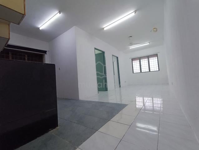 Apartment Lestari (Damansara Damai) 1