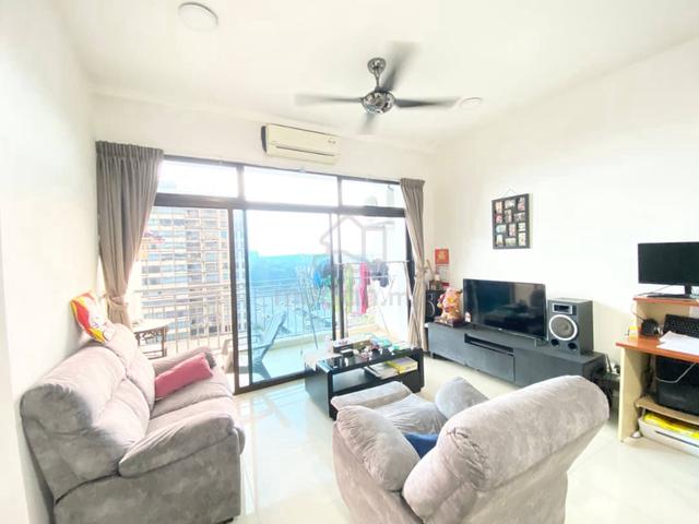 Seri Austin Residence Luxury Apartment 1