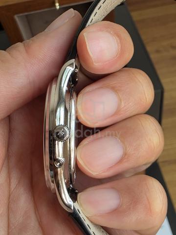 Carousel Image