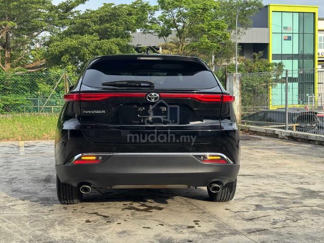 LOW MILEAGE 23K KM 2021 Toyota HARRIER 2.0 G - 4