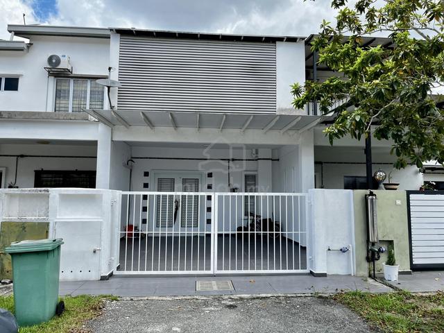 RENOVATED Teres Dua Tingkat Laman Semanggi Taman Sri Tanjung Semenyih 1