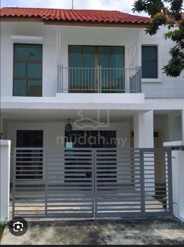 Internasional lot double story teres 1