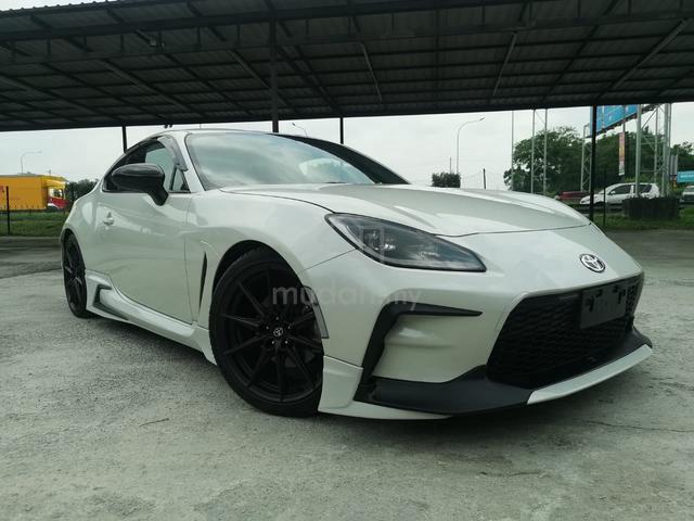 GR BODYKIT & MUFFLER 2021 Toyota GR86 2.4 RZ (A) - 3