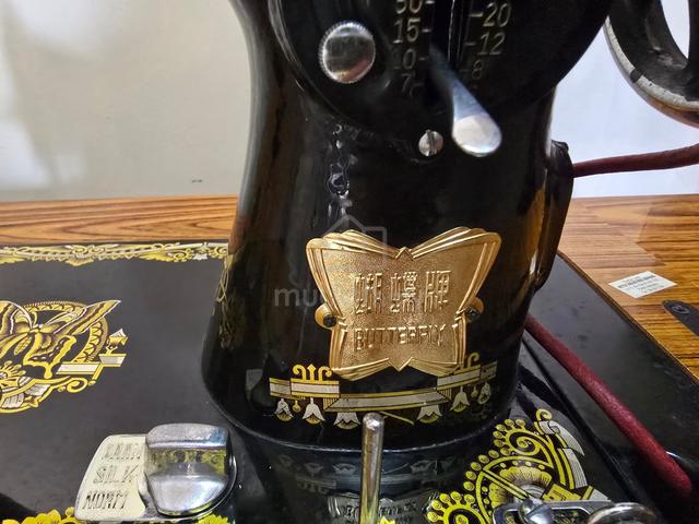 Vintage Butterfly Sewing Machine - photo 5 of 6