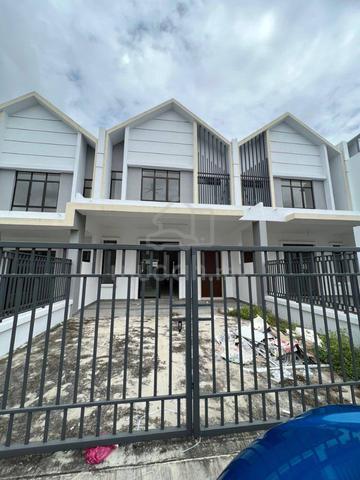 Meridin East Bestari Perdana Pasir Gudang 1