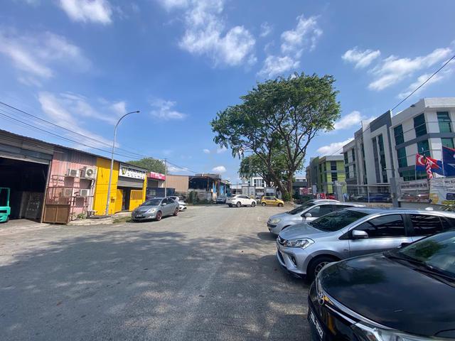 Mount Austin Single Storey Link Factory For Sale 1