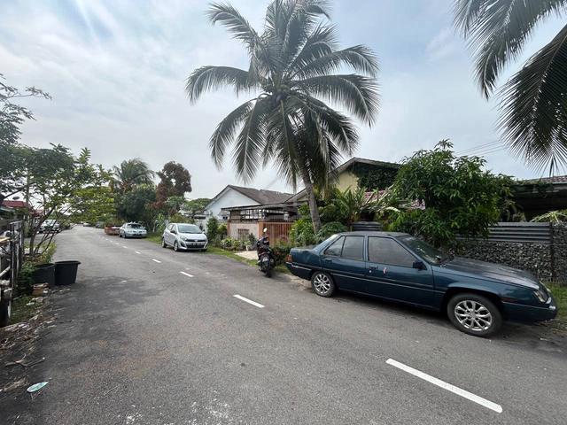 Teres Setingkat Inter Kapar Klang 1