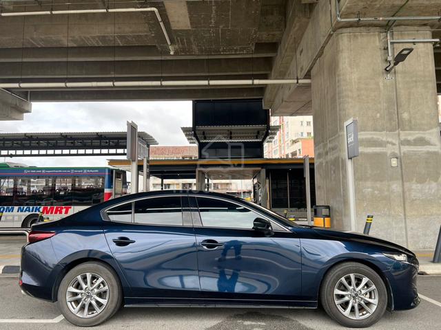 2023 Mazda 3 2.0 GVC HIGH SEDAN U/WARRANTY SUNROOF - 3