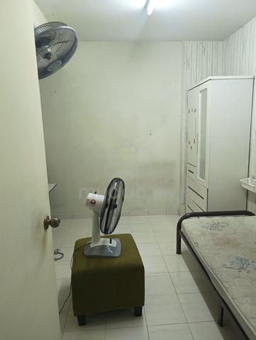 Bilik untuk disewa di Taman Melati ( APT SRI TIOMAN 2) 1