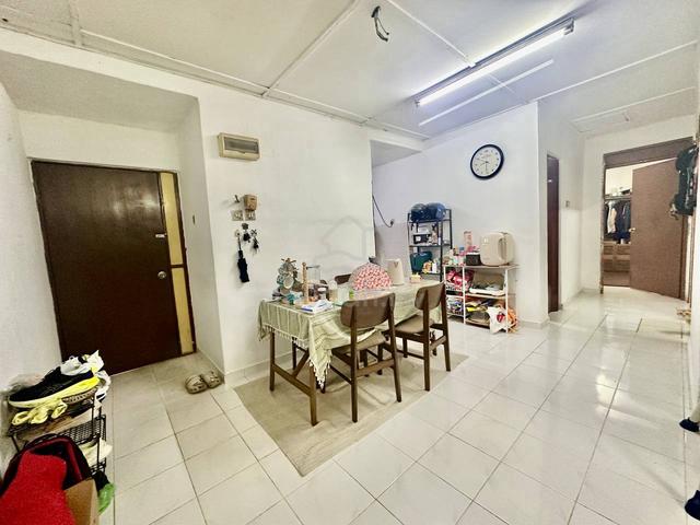 Apartment Pantai Indah Fasa 1 1