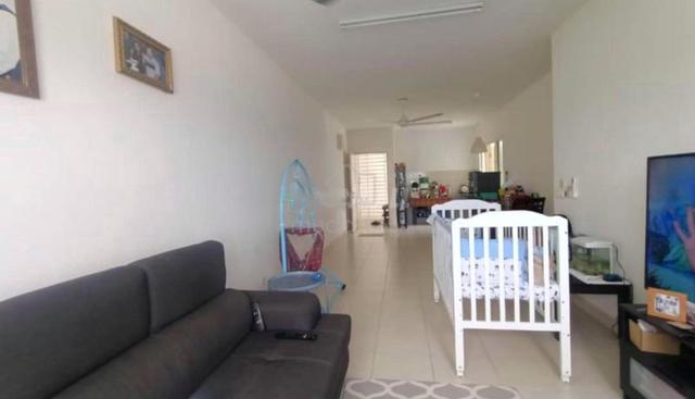 De Bayu Apartment 1