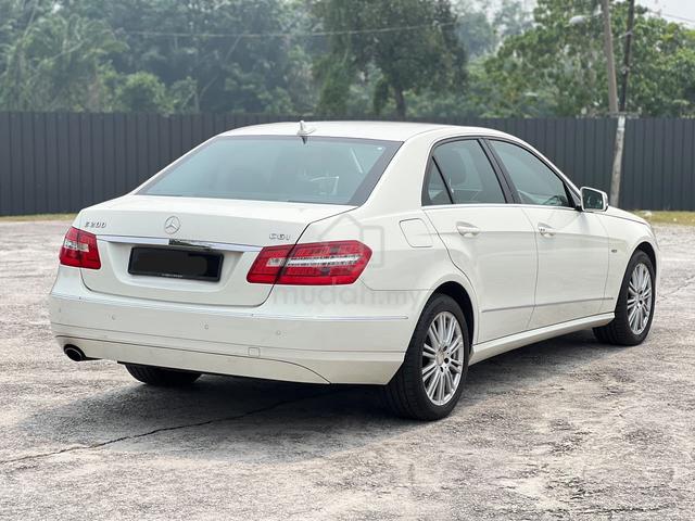 Mercedes Benz E-CLASS 1.8 200 CGI OR/PAINT CONDITI - 3