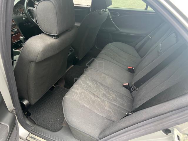 Facelift 2001 Mercedes Benz E200 2.0 A Kompressor - 5