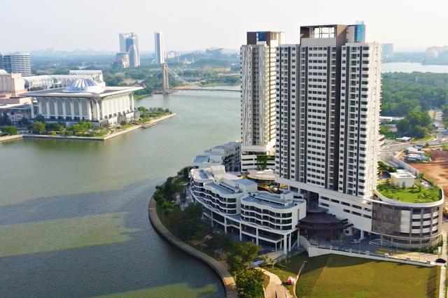Putrajaya Lake Mall Residence Presint 8 1