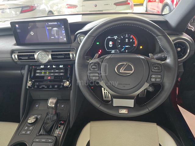 2021 Lexus IS300 2.0 F-SPORT (A) 4.5B/35k km - 5