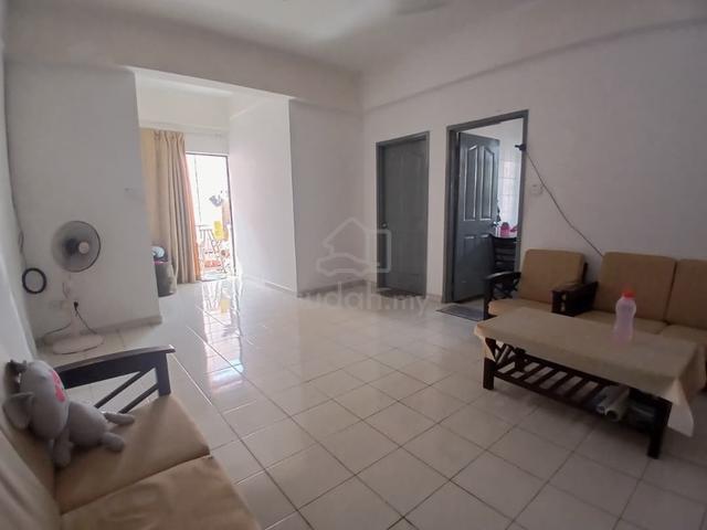 Taman Suria Shop Apartment 1