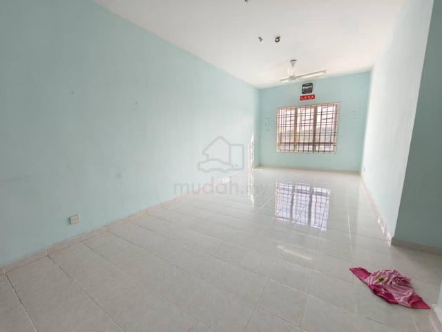 Idaman Senibong Apartment 1