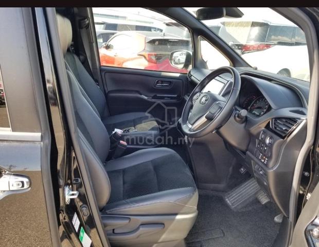 2021 Toyota VOXY 2.0 ZS KIRAMEKI III (A) - 5