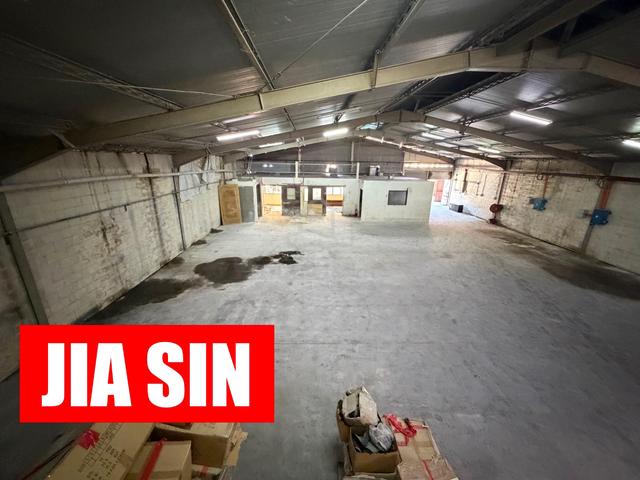 1.5 Storey Warehouse / Factory for RENT @ Mak Mandin, Butterworth 1