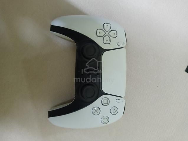 PS5 Slim Disc 1TB MY SET - photo 3 of 4