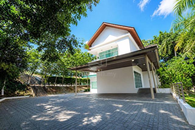 FULLY FURNISHED Bungalow Beverly Row, IOI Resort City Putrajaya 1