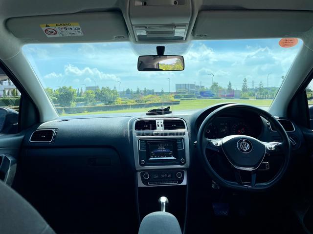 2017 Volkswagen VENTO 1.6 COMFORTLINE (A) - 5