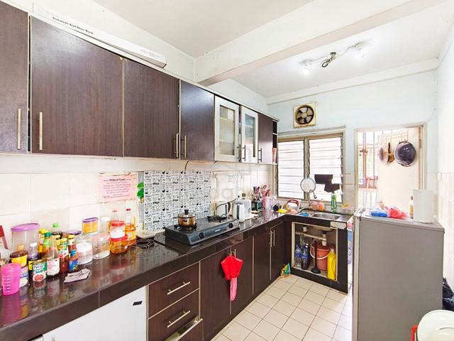 Apartment Komuter Raya 1