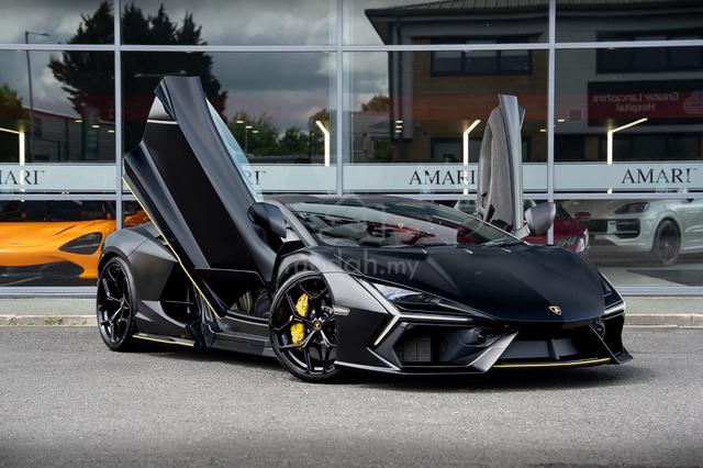 2024 Lamborghini Revuelto NERO NOCTIS - 1