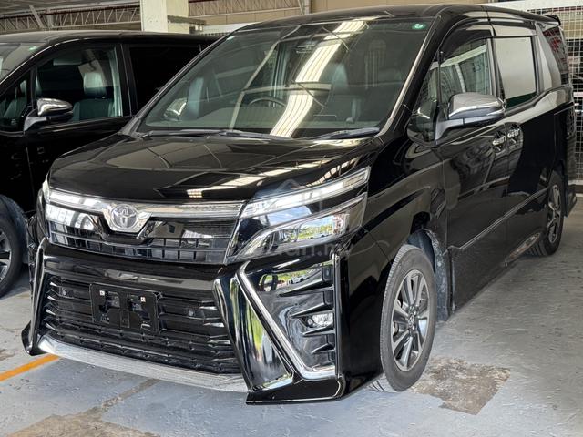 2021 Toyota VOXY 2.0 ZS KIRAMEKI III (A) - 4