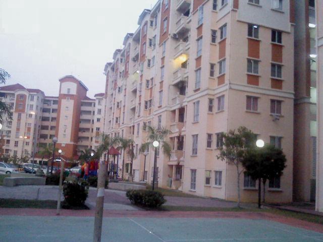 Pangsapuri Danaumas 2