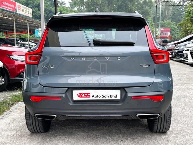 Volvo XC40 2.0 T5 AWD R-DESIGN 2020 - 4