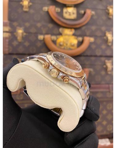 Carousel Image