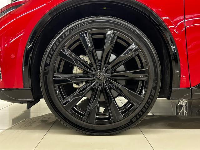 GRADE 5A 2024 Toyota CROWN SPORT Z 2.5 (A) HEV - 5