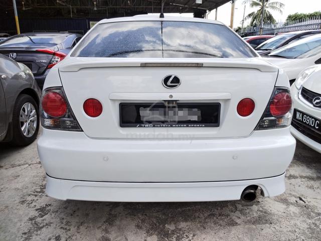 2003 Toyota LEXUS ALTEZZA 2.0 RS200 (A) - 2