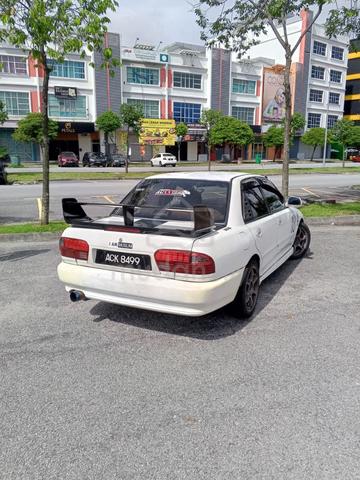 Proton Wira 1.8 Mitsubishi - 3