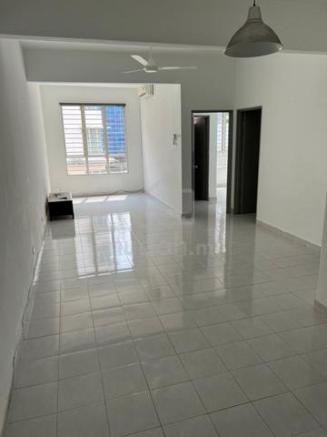 162 Residency 2