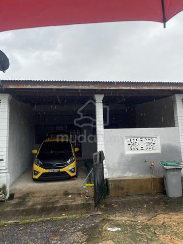 Rumah Landed Simpang Empat 1