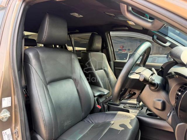 2020 Toyota Hilux 2.8 Rogue 4WD 360CAM Leather - 5