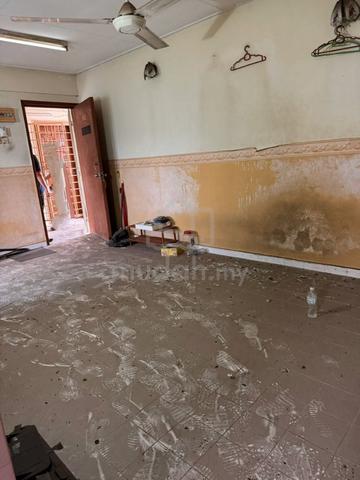 Desa Petaling Flat 1