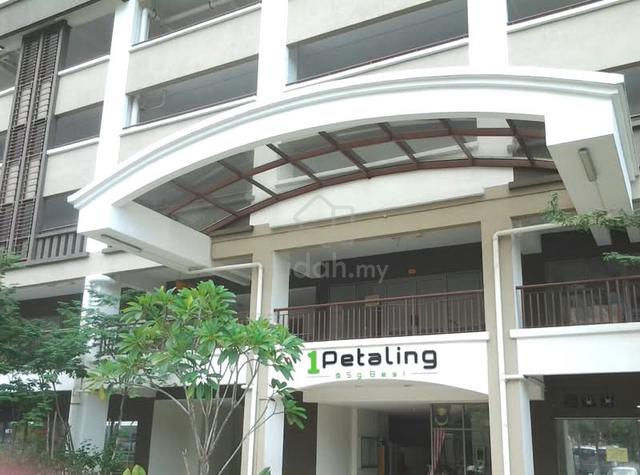 Bilik Untuk Disewa (Master Bedroom) 1